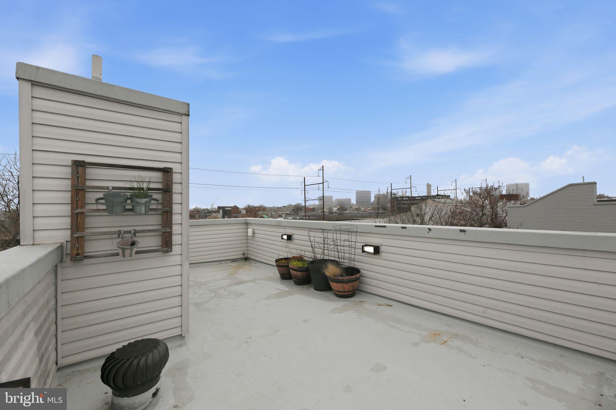 POINT BREEZE - Residential