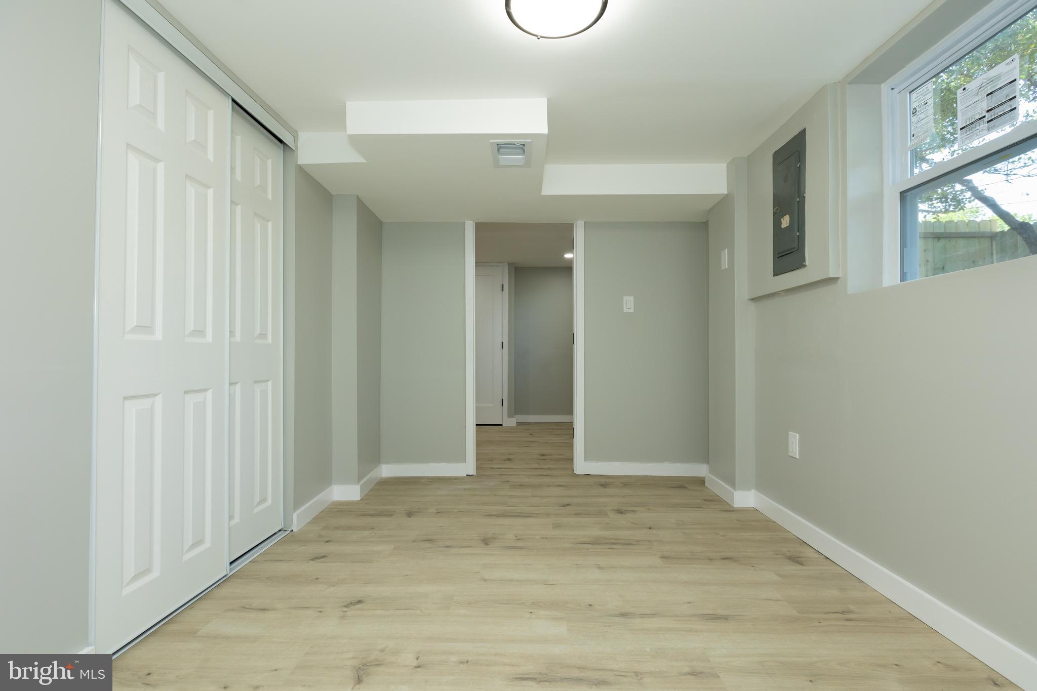 VEIRS MILL VILLAGE - Residential