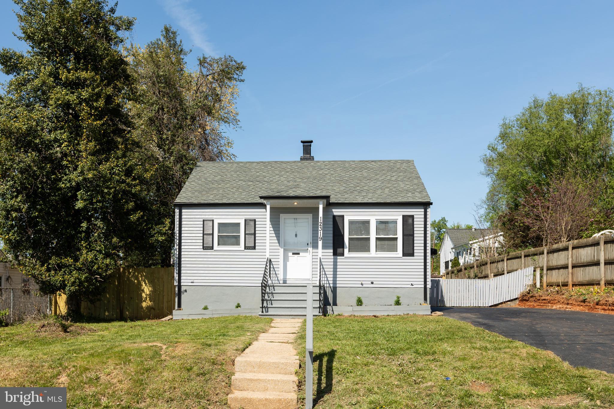 VEIRS MILL VILLAGE - Residential