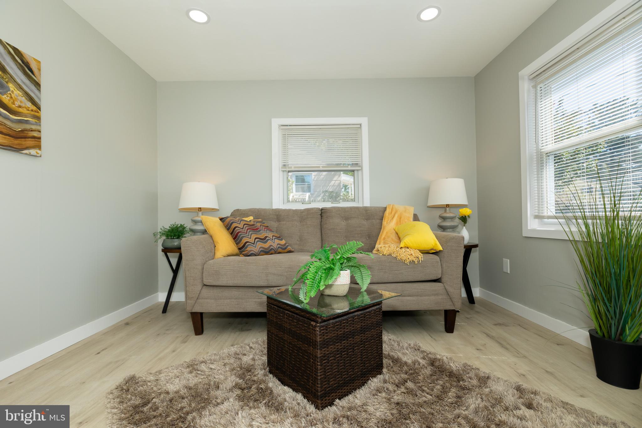 VEIRS MILL VILLAGE - Residential