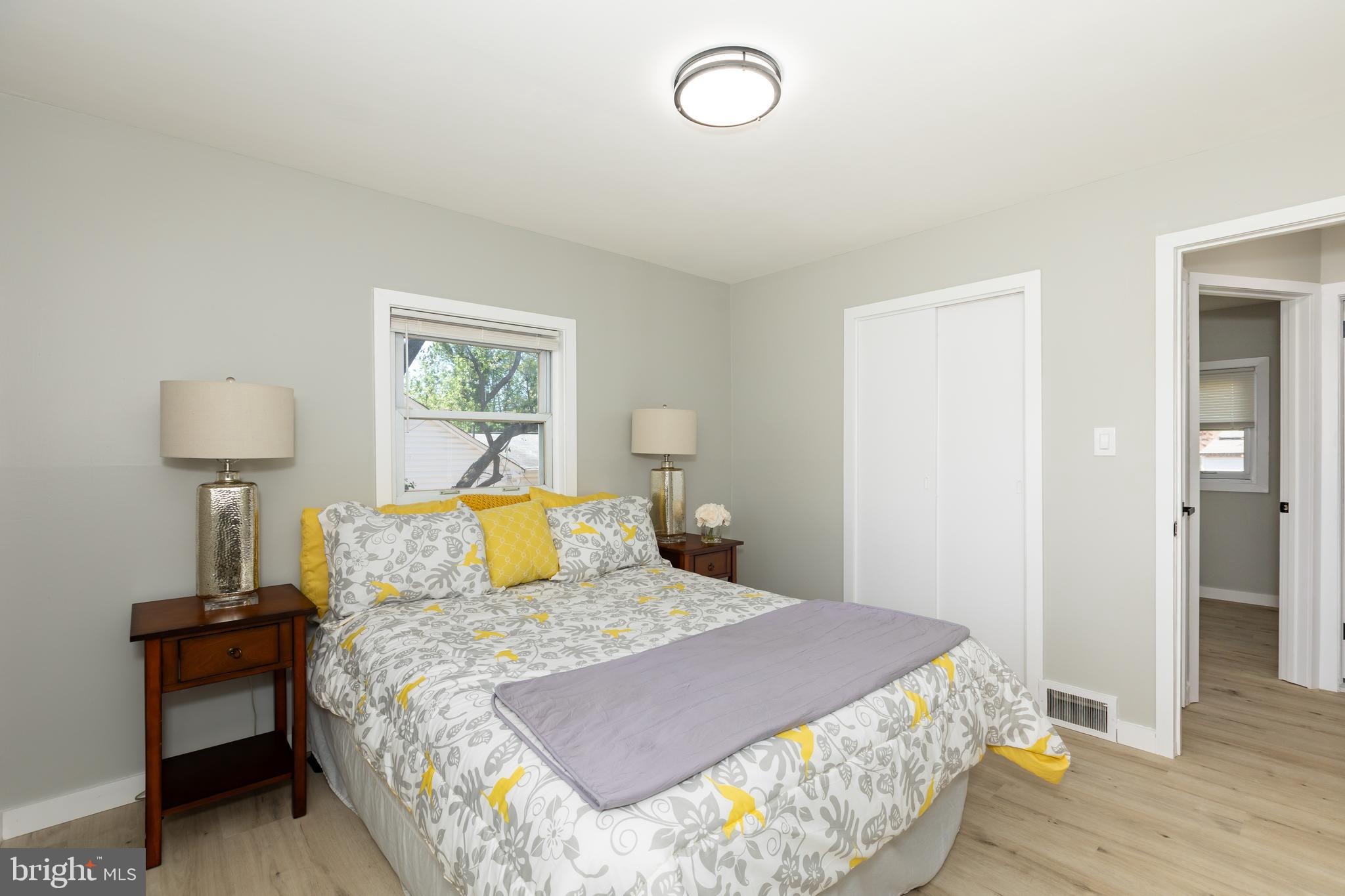 VEIRS MILL VILLAGE - Residential