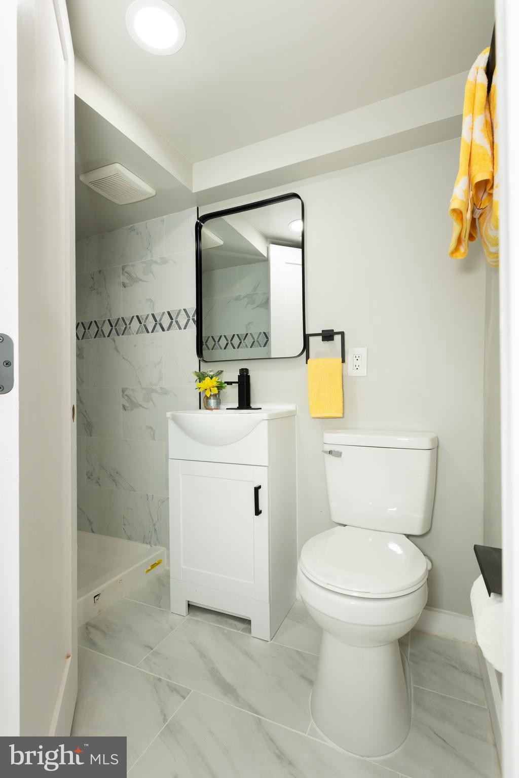 VEIRS MILL VILLAGE - Residential