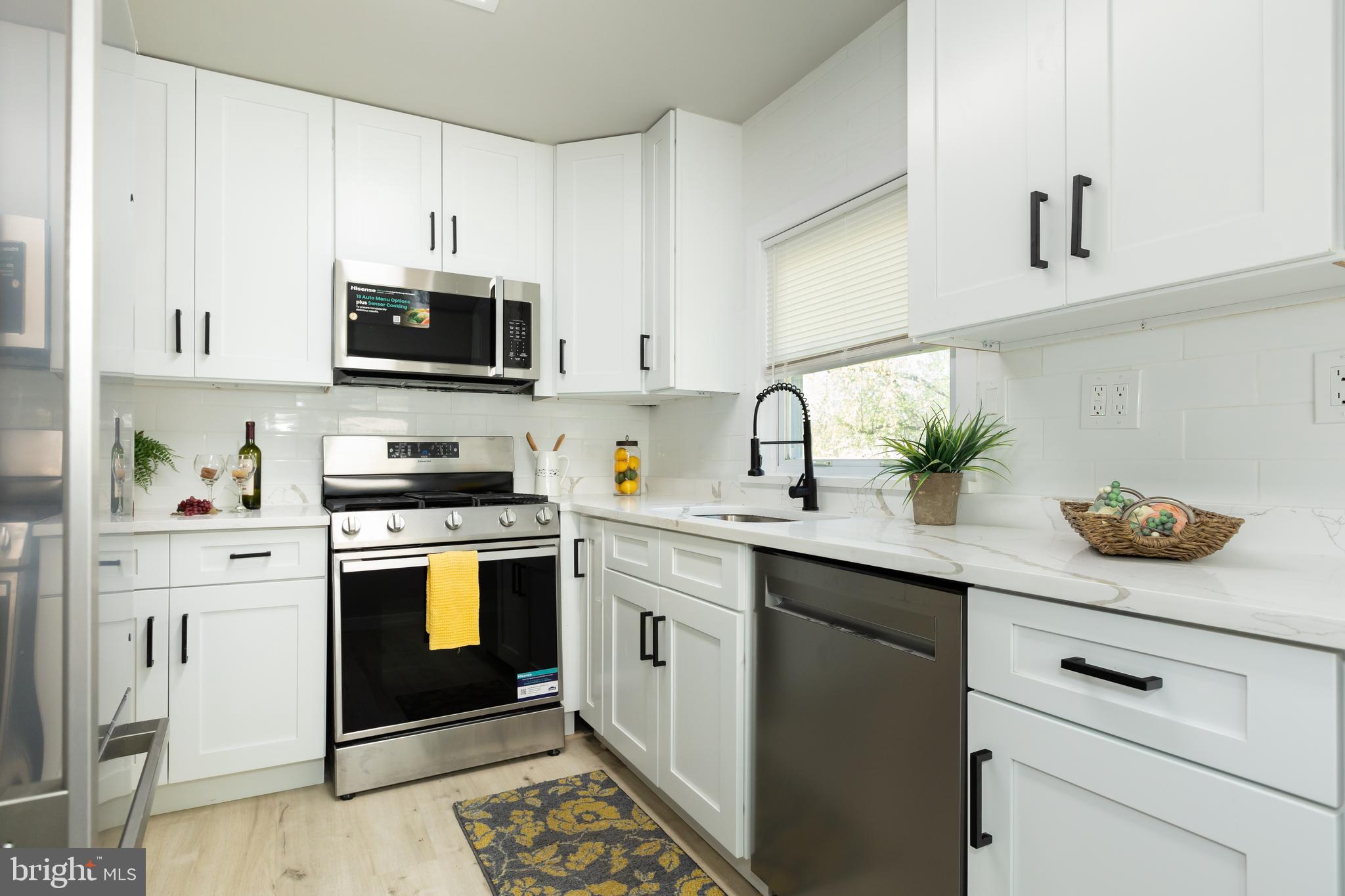 VEIRS MILL VILLAGE - Residential