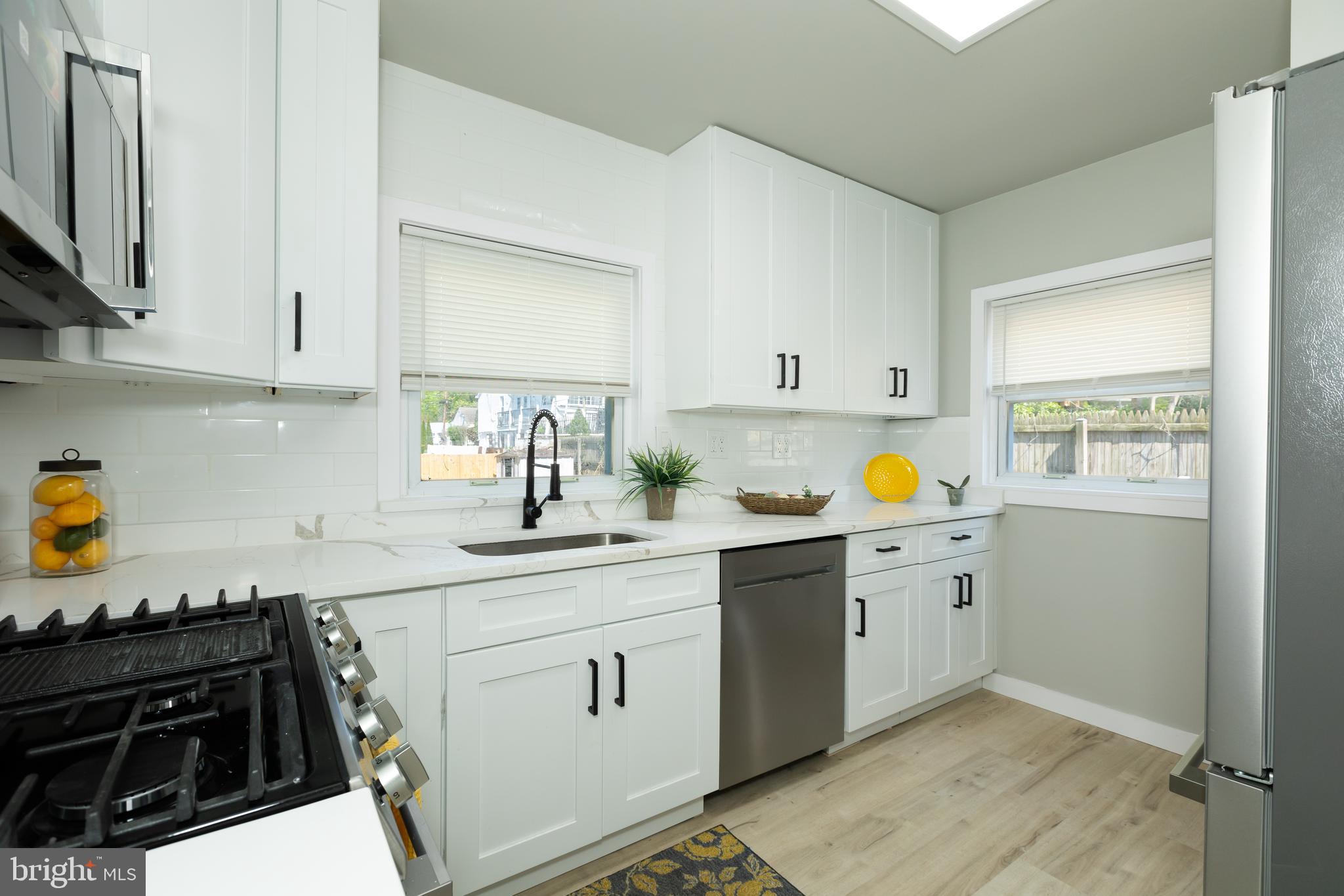 VEIRS MILL VILLAGE - Residential