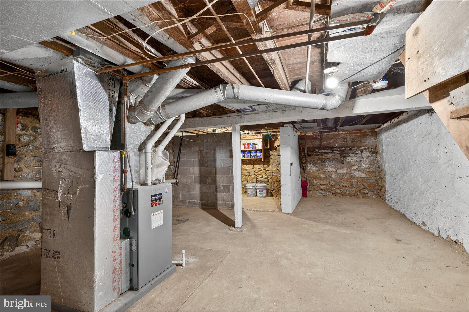 LANCASTER EAST END - Residential