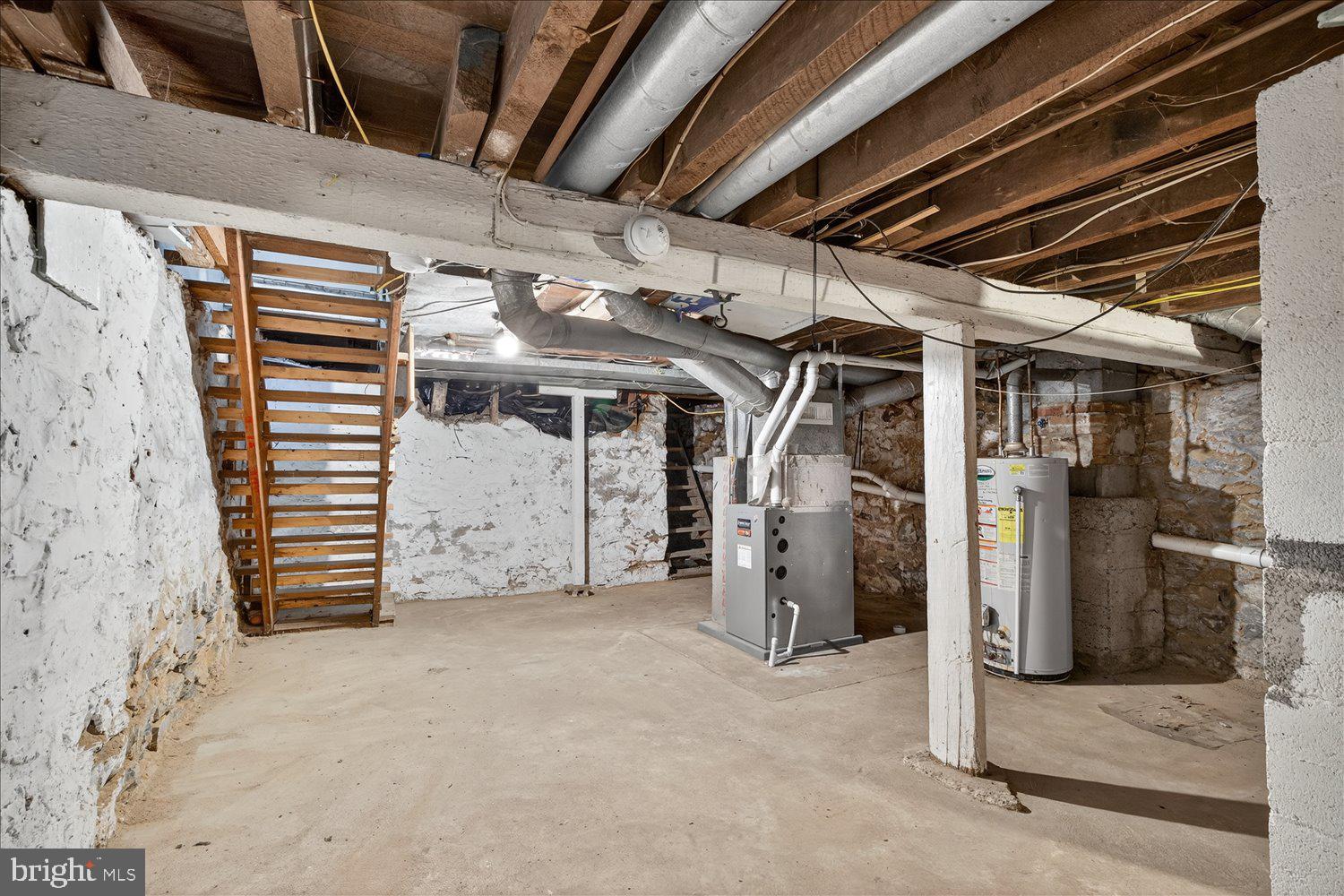 LANCASTER EAST END - Residential