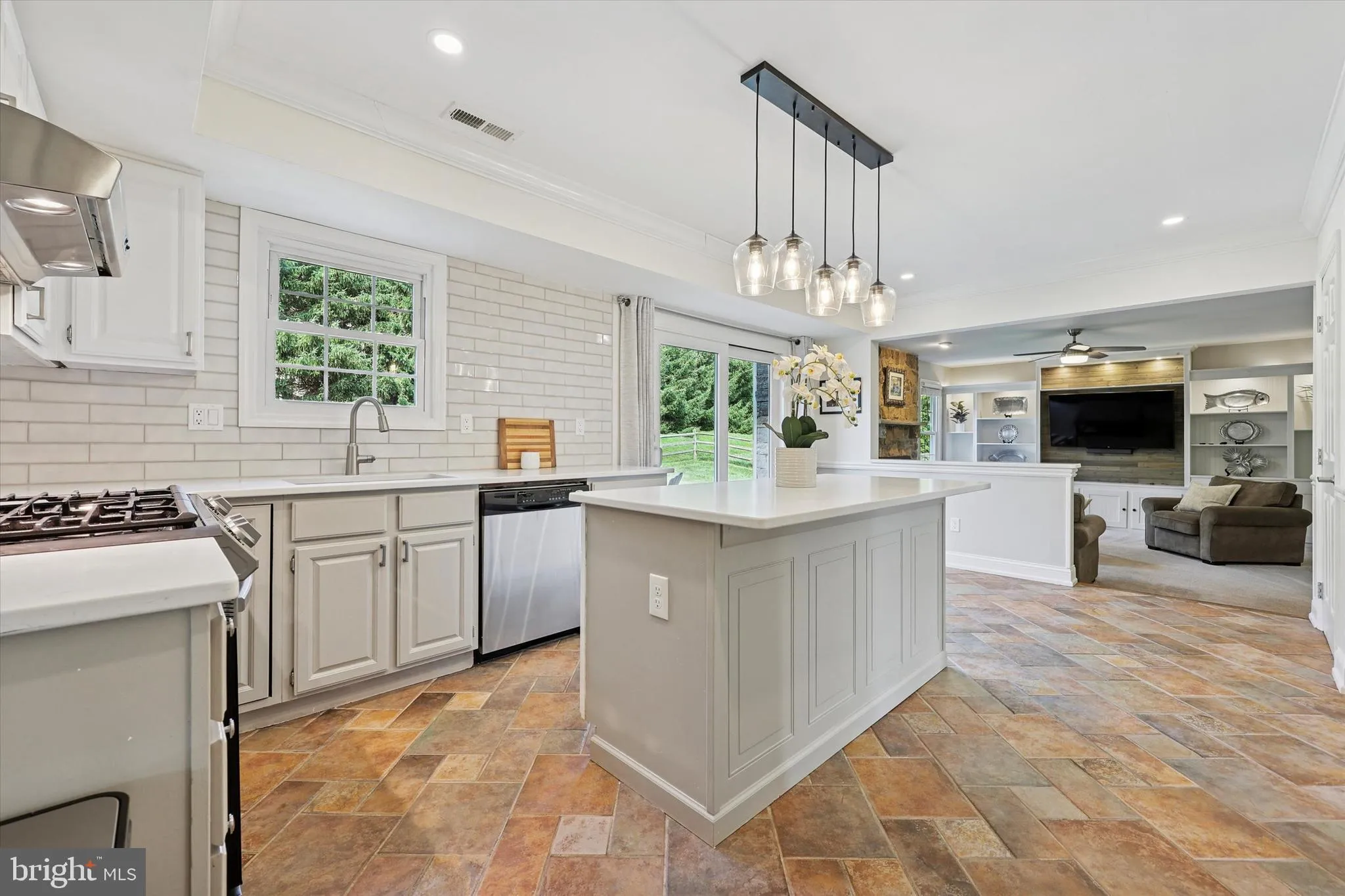 Conshohocken, Pennsylvania 19428, United States, 4 Bedrooms Bedrooms, ,3 BathroomsBathrooms,Residential,Active,168012