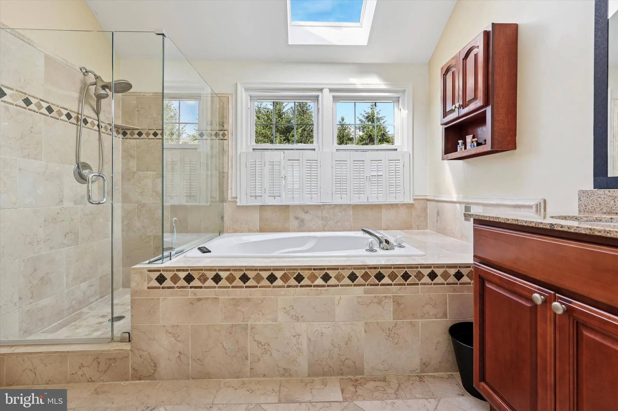 Conshohocken, Pennsylvania 19428, United States, 4 Bedrooms Bedrooms, ,3 BathroomsBathrooms,Residential,Active,168012