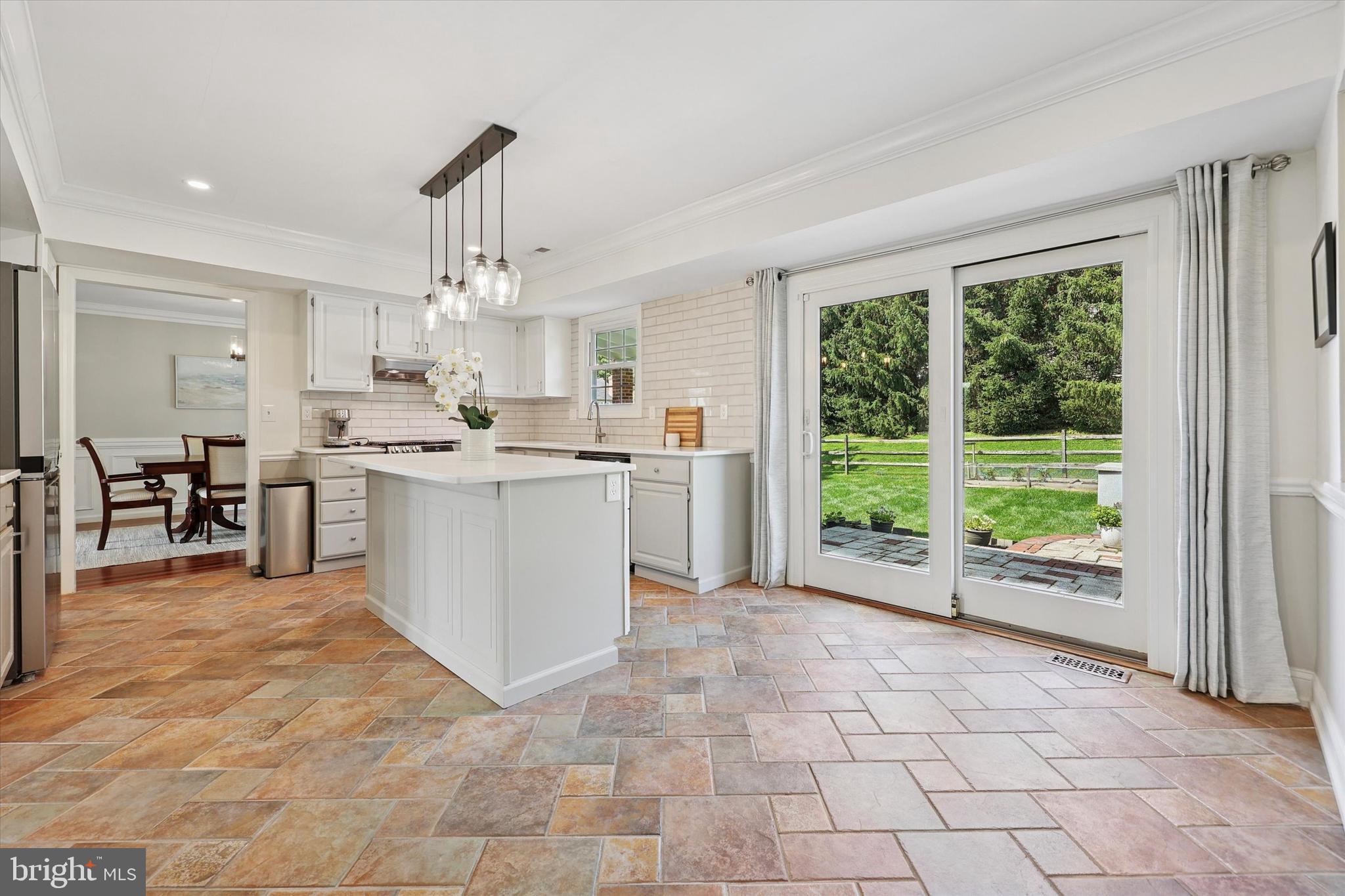 204 CARDINAL DRIVE