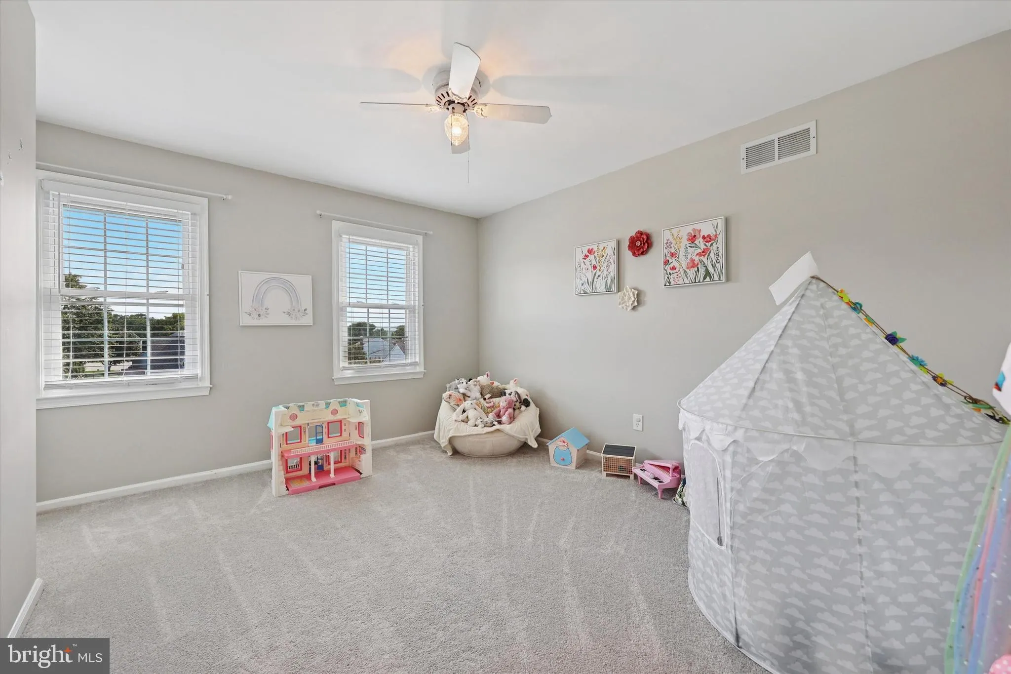 Conshohocken, Pennsylvania 19428, United States, 4 Bedrooms Bedrooms, ,3 BathroomsBathrooms,Residential,Active,168012