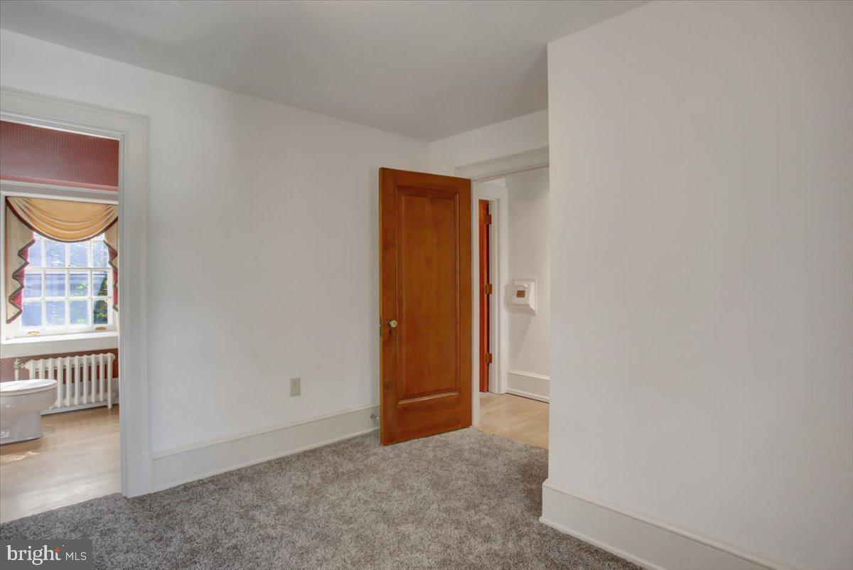 SHIPPENSBURG - Residential