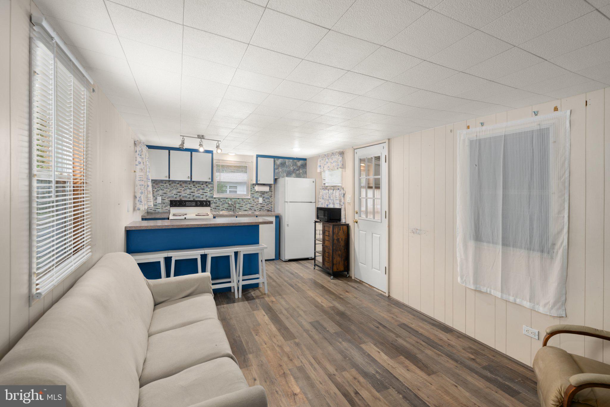 33989 CORNFLOWER LANE
