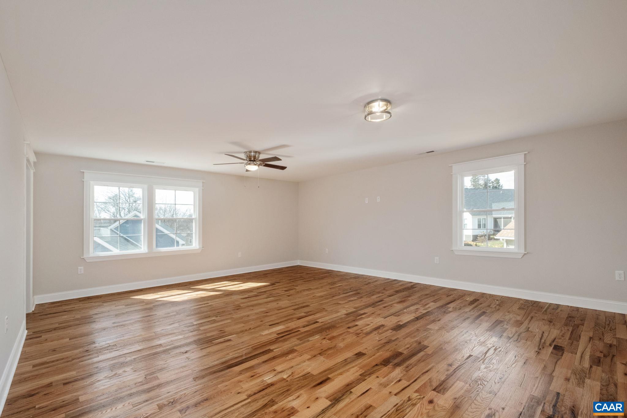 SILVER CREEK - Residential