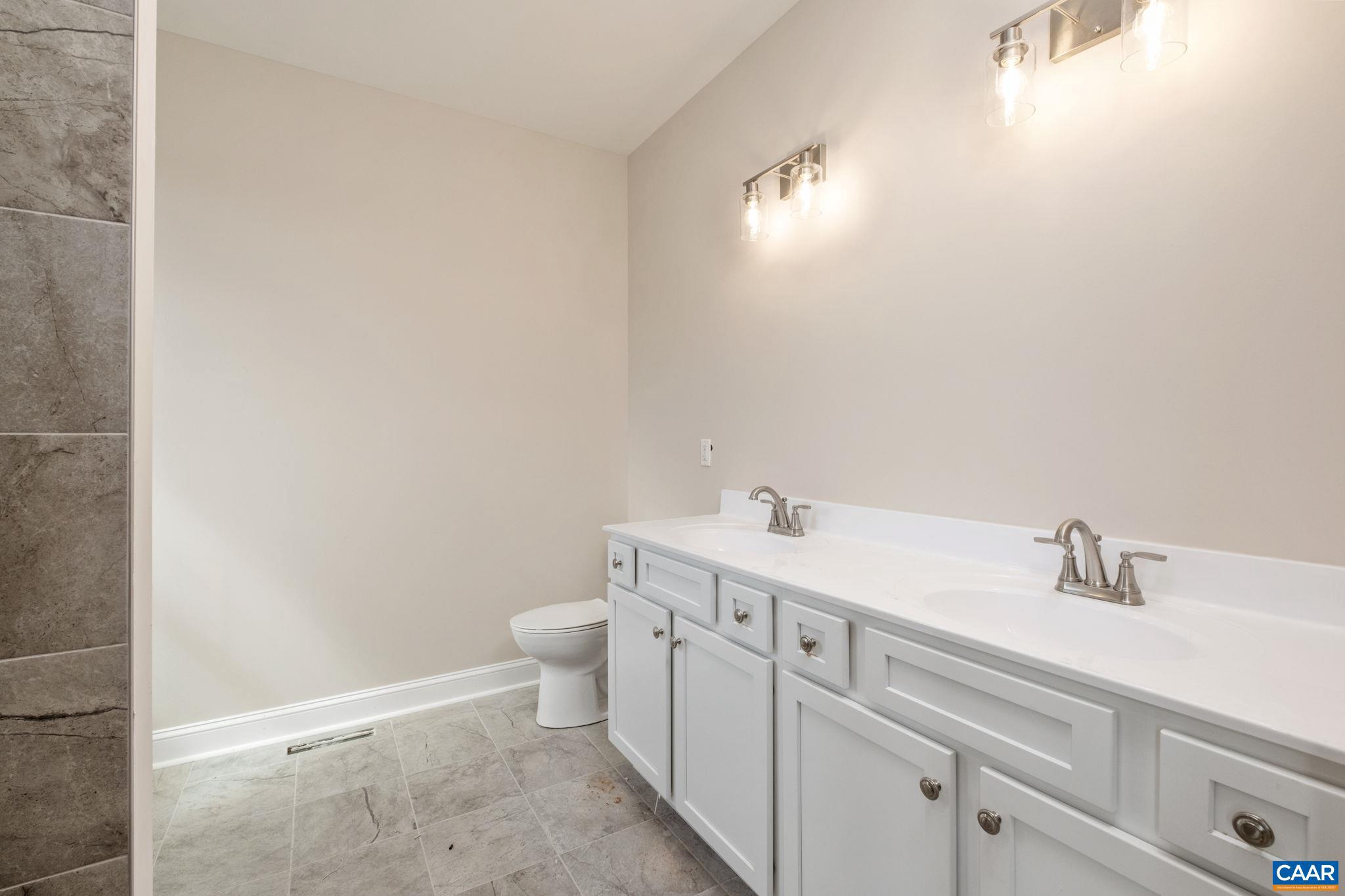 SILVER CREEK - Residential