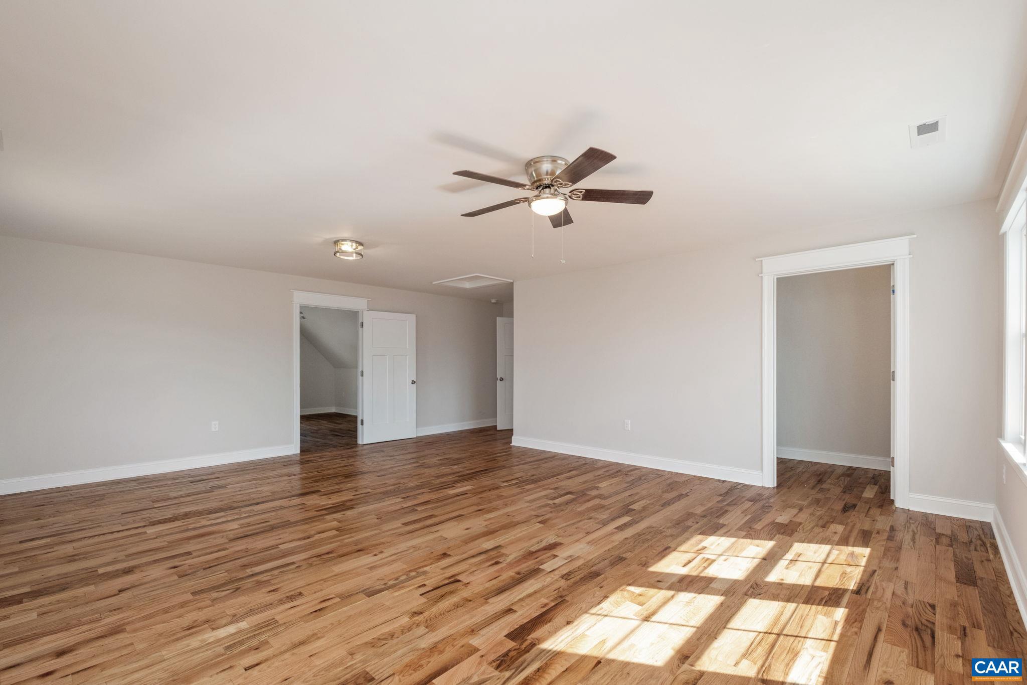 SILVER CREEK - Residential