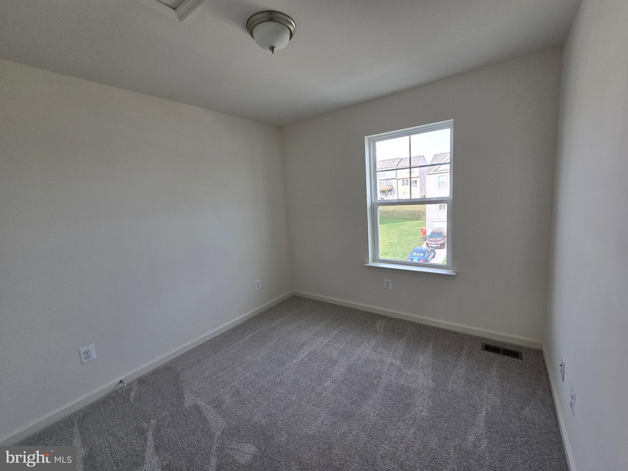 OVERLOOK AT RIVERSIDE TOWNHOMES - Residential Lease