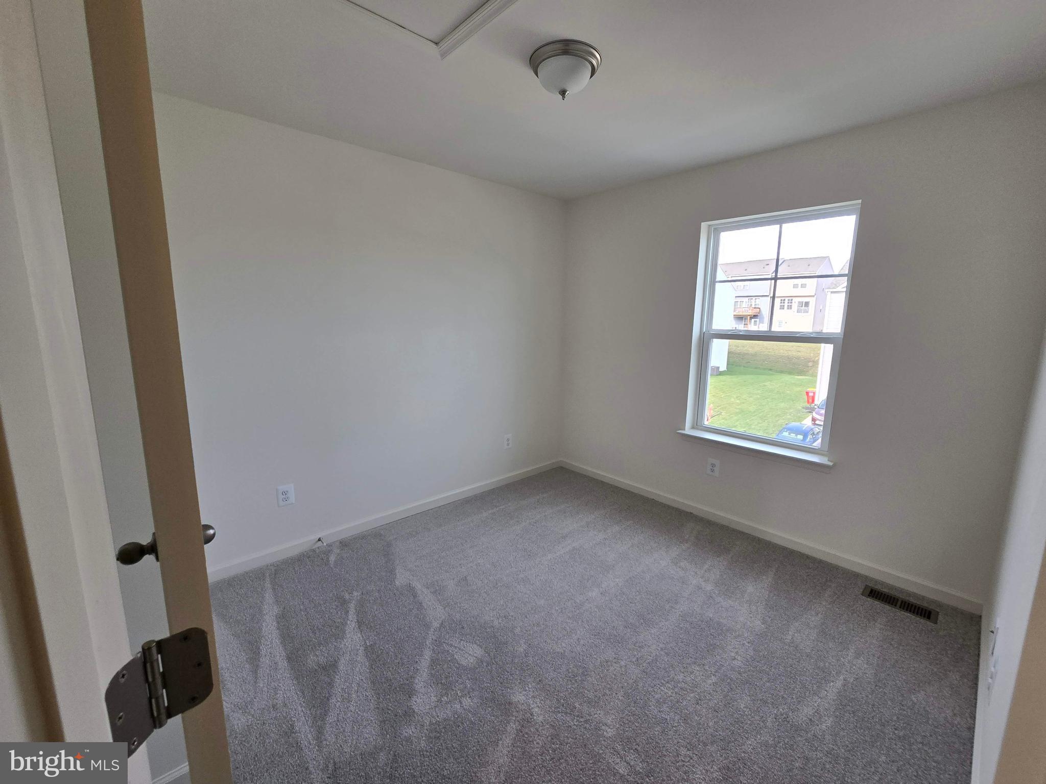 OVERLOOK AT RIVERSIDE TOWNHOMES - Residential Lease