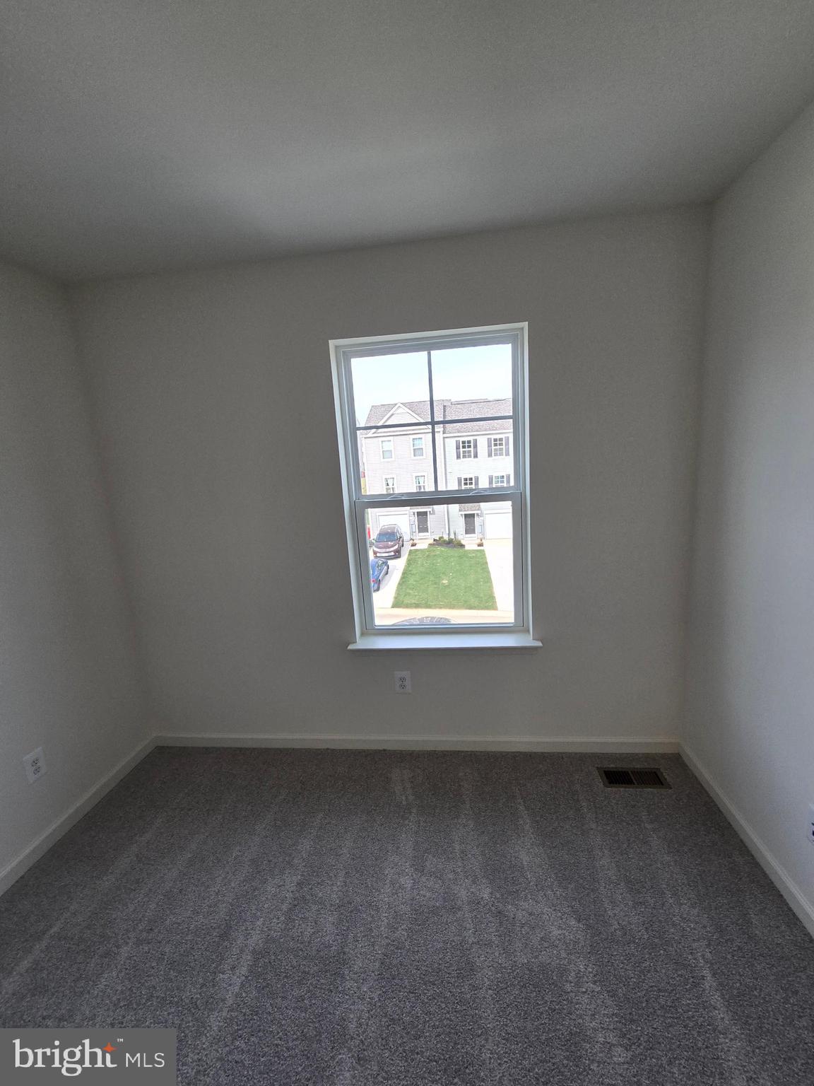 OVERLOOK AT RIVERSIDE TOWNHOMES - Residential Lease