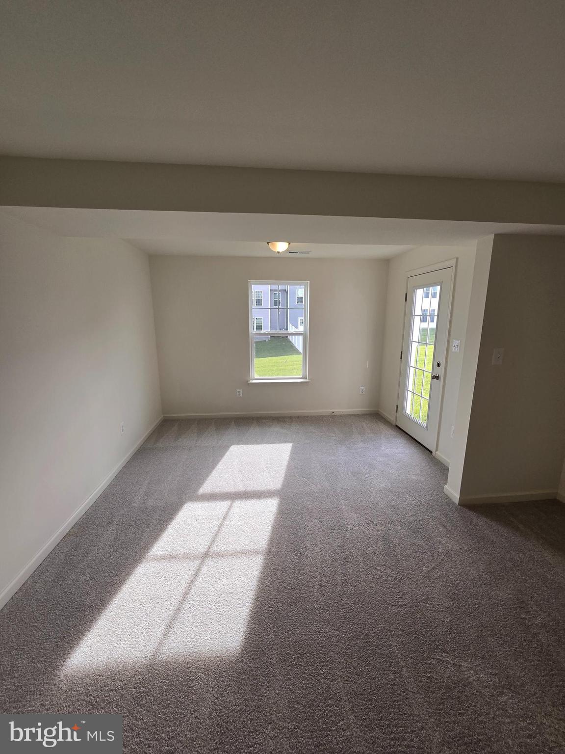 OVERLOOK AT RIVERSIDE TOWNHOMES - Residential Lease