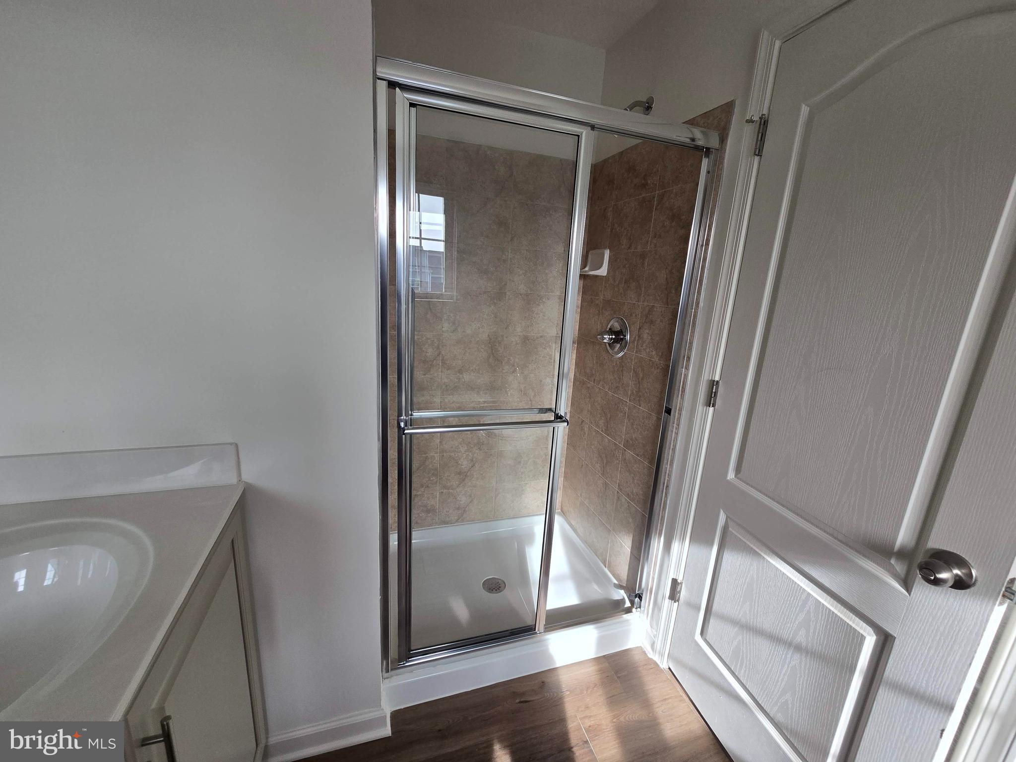 OVERLOOK AT RIVERSIDE TOWNHOMES - Residential Lease