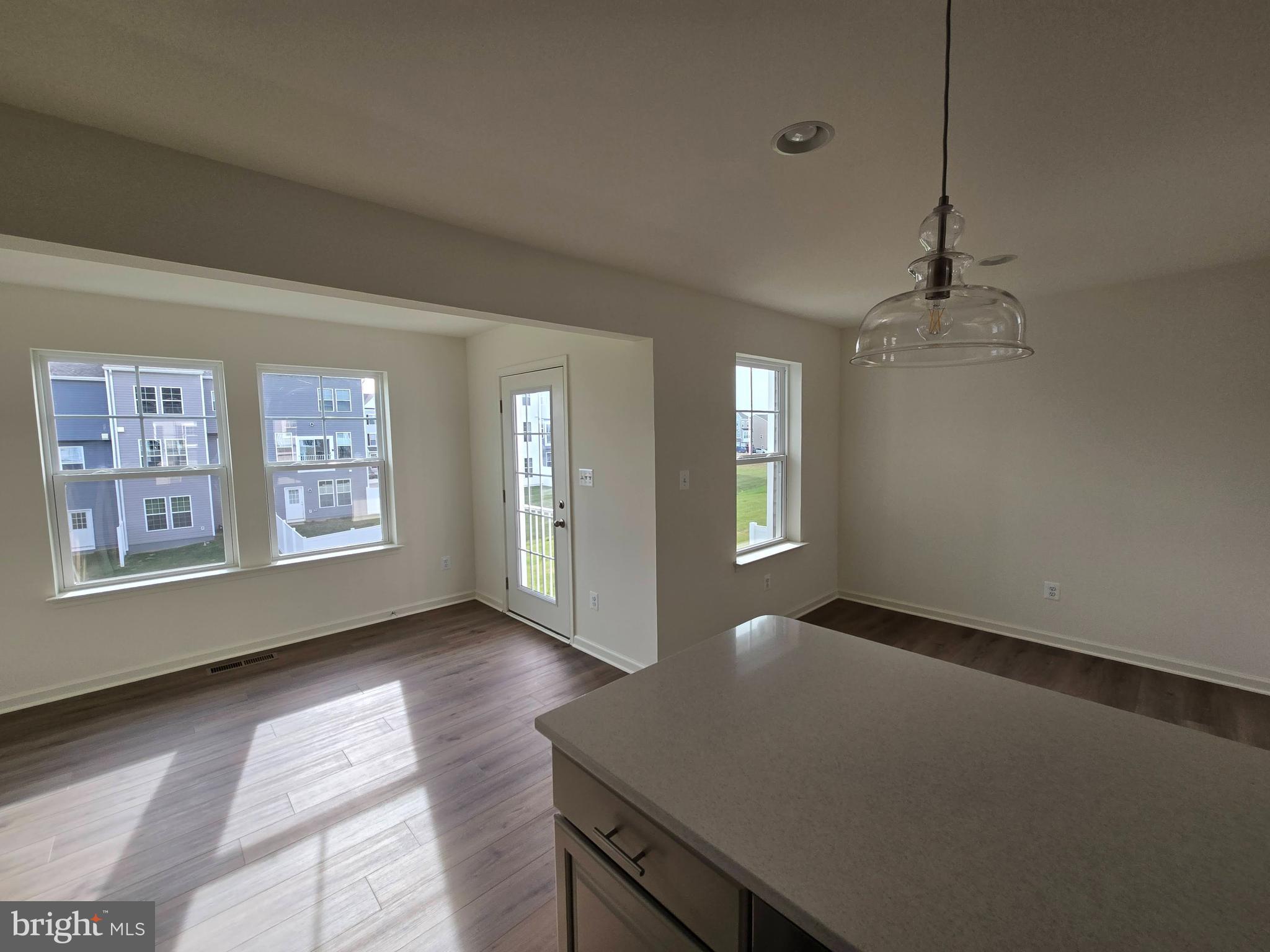 OVERLOOK AT RIVERSIDE TOWNHOMES - Residential Lease