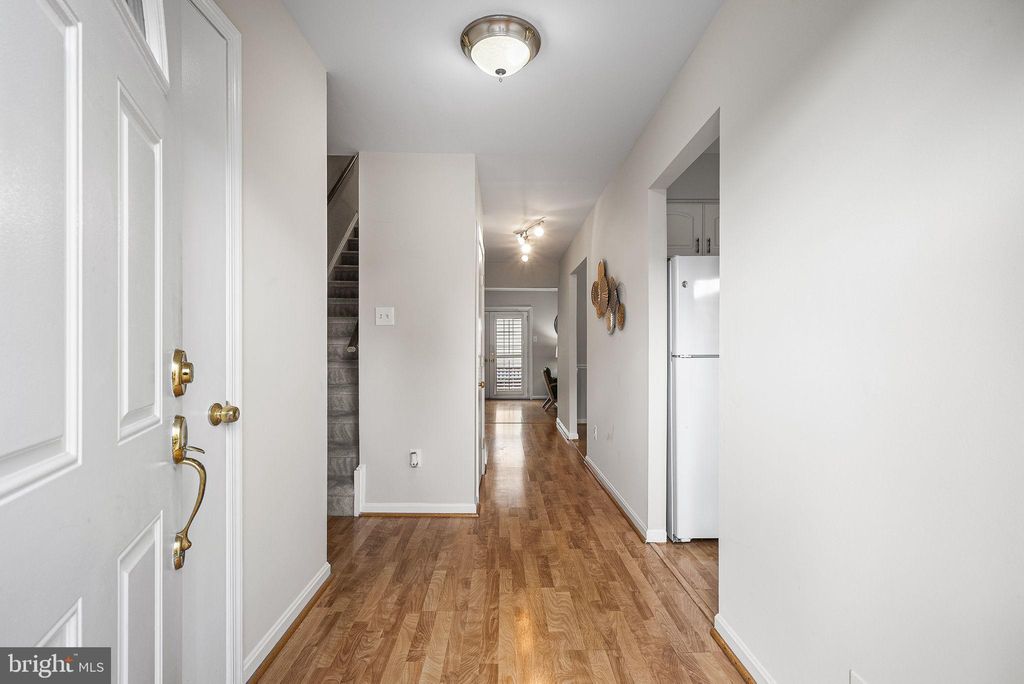 Photo of 5532 Maplefield Place, ALEXANDRIA, VA 22310 (MLS # VAFX2304534)