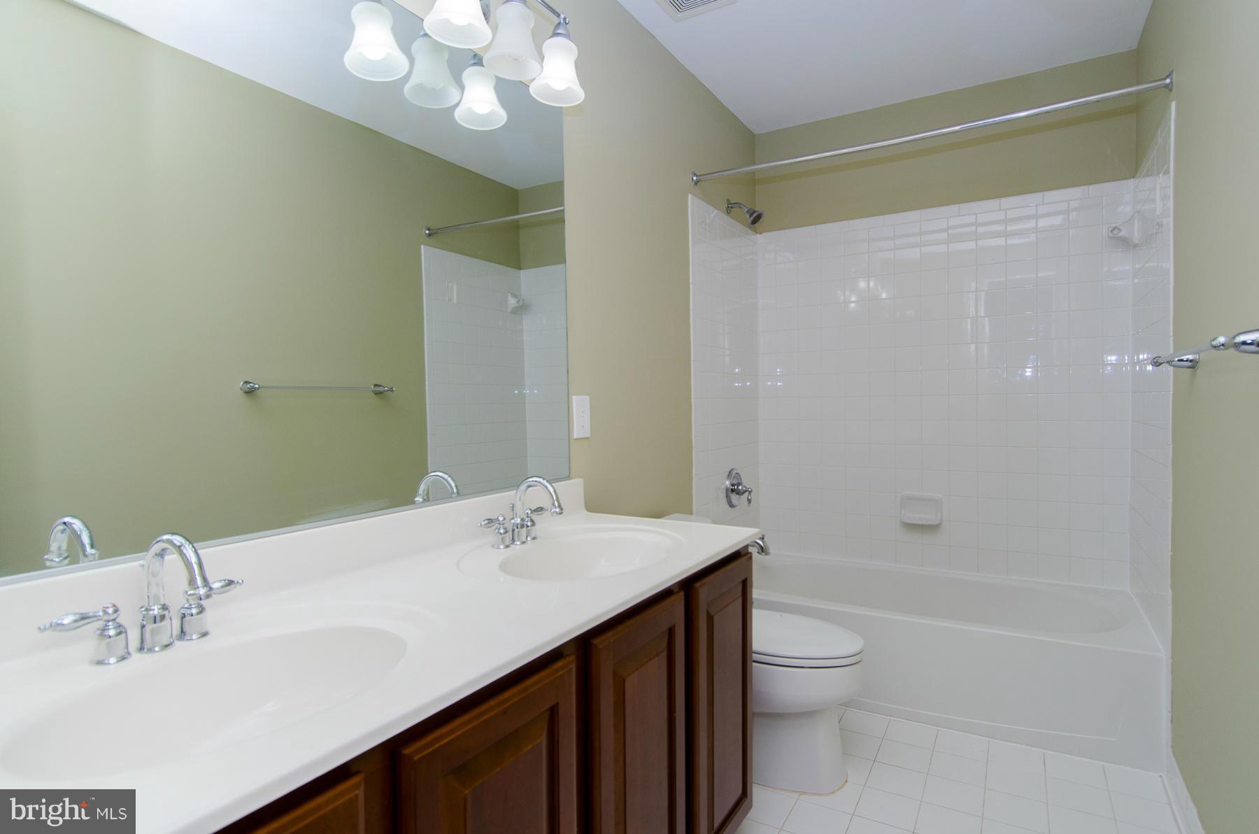 AUTUMN VIEW - Residential