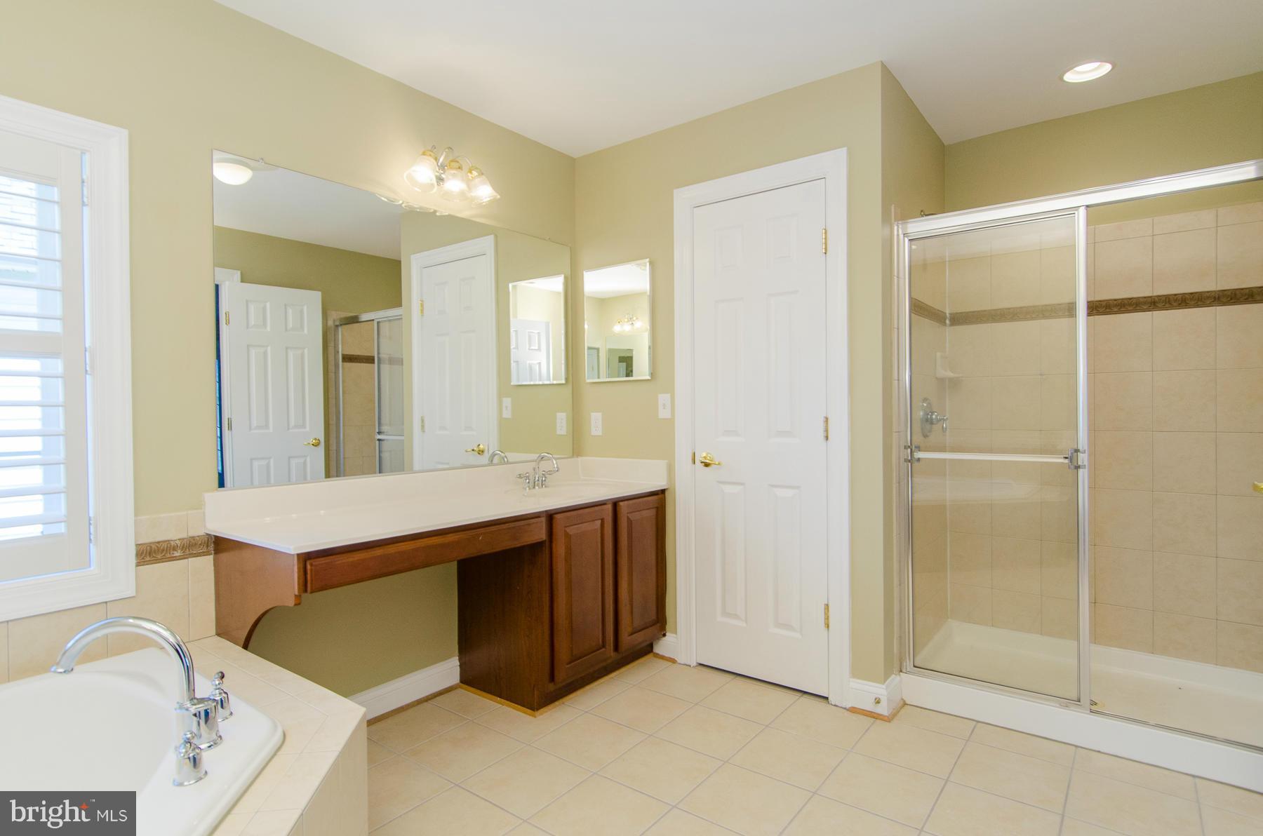 AUTUMN VIEW - Residential