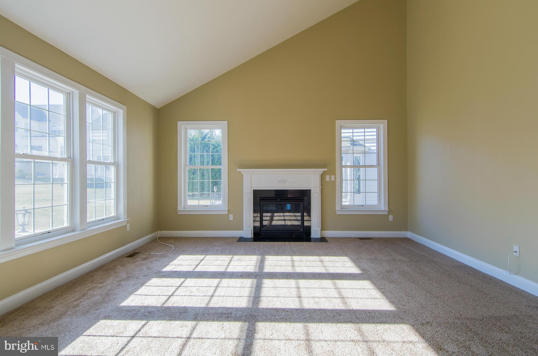 AUTUMN VIEW - Residential