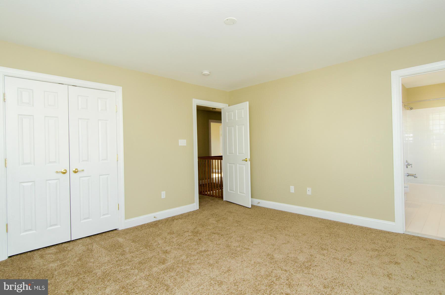 AUTUMN VIEW - Residential