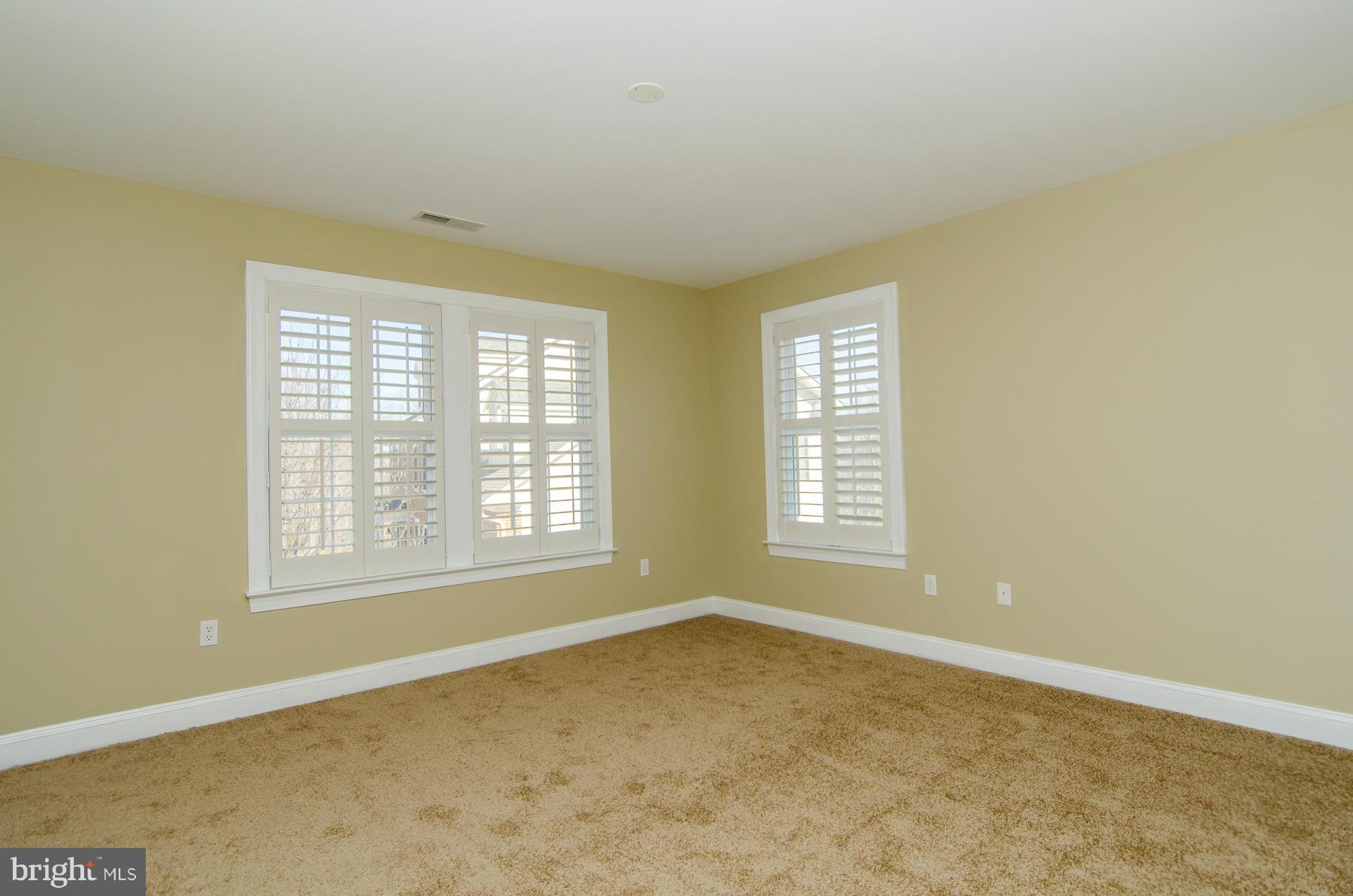 AUTUMN VIEW - Residential