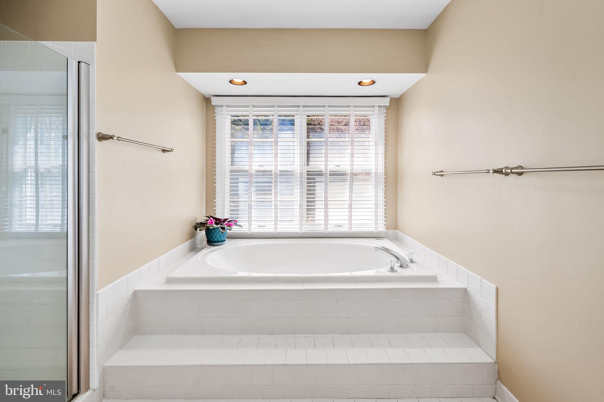 ARBORWOOD - Residential