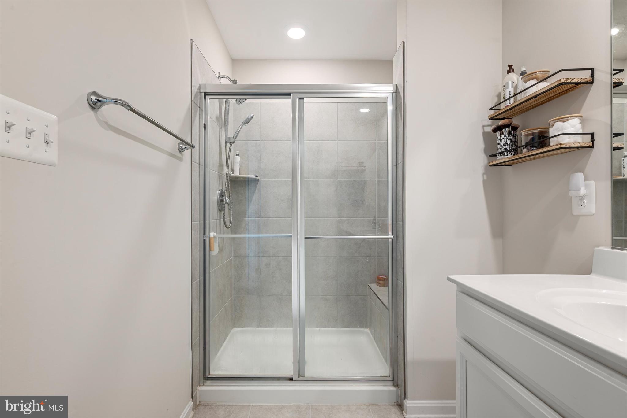 NORBORNE GLEBE - Residential Lease