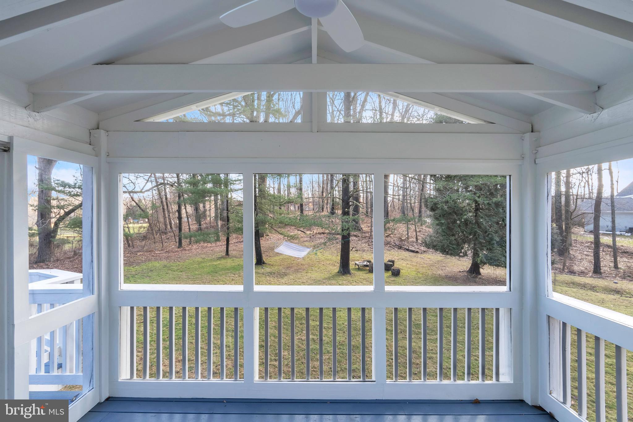 POTOMAC OUTSIDE - Residential Lease