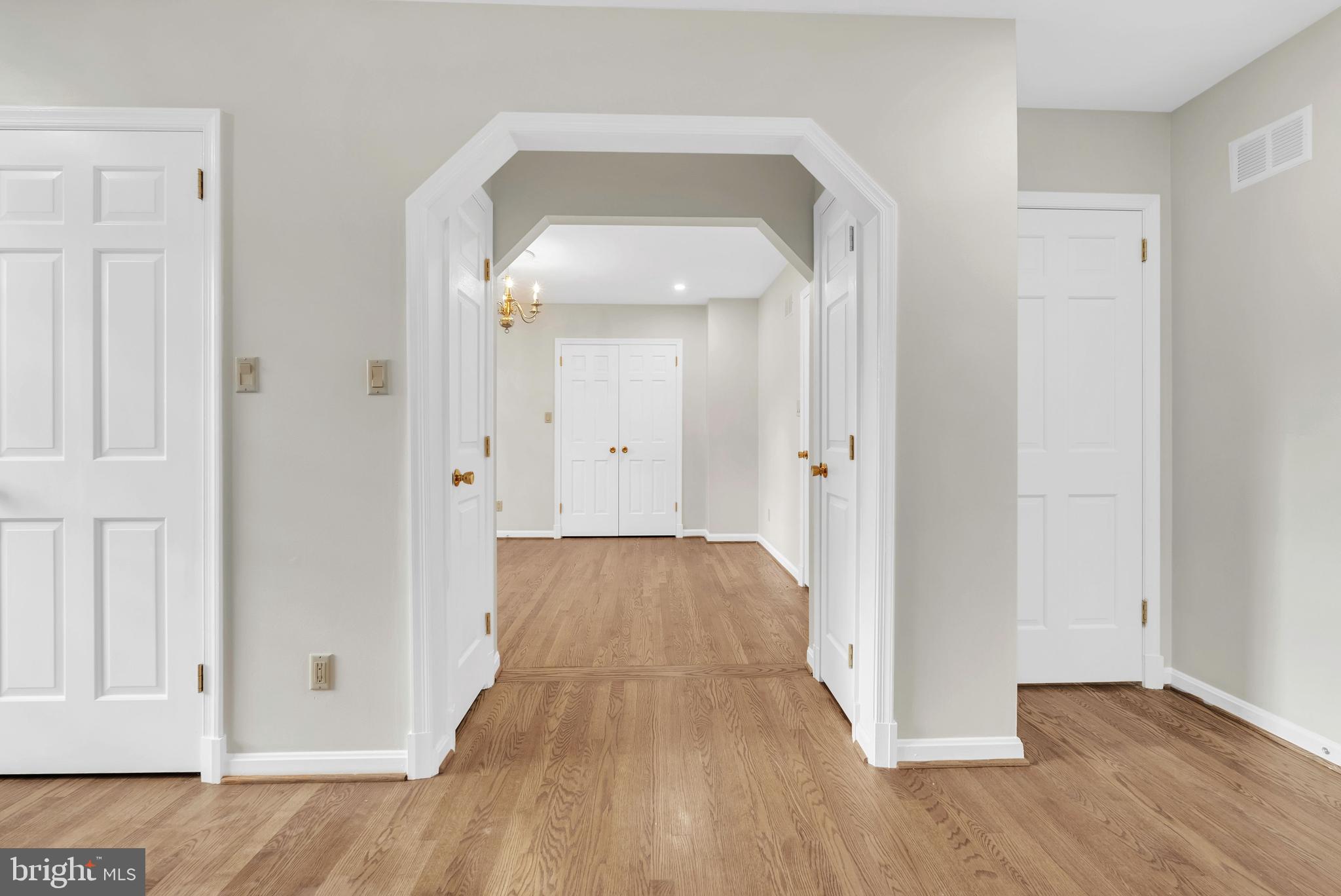 POTOMAC OUTSIDE - Residential Lease