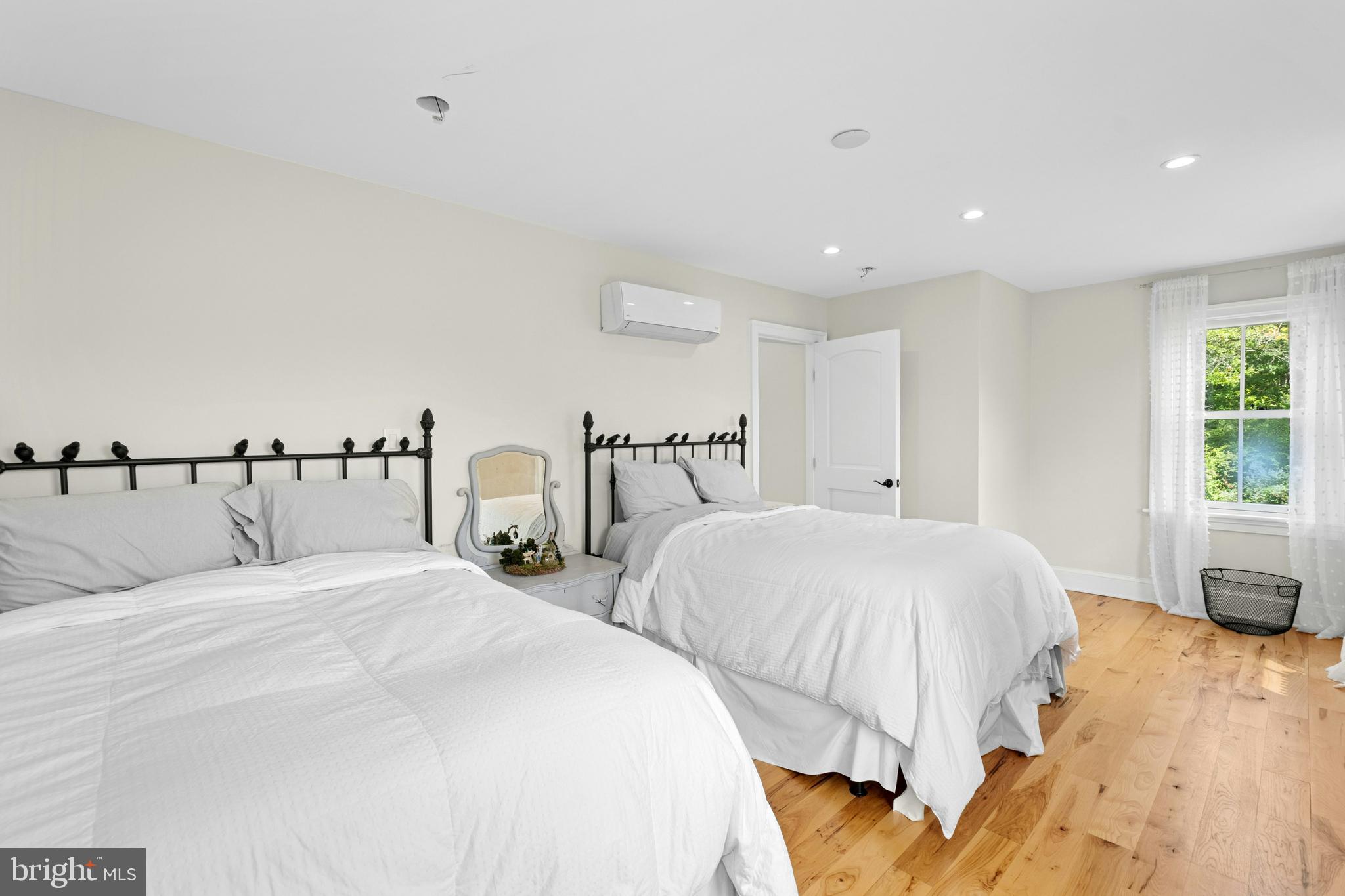 NONE AVAILABLE - Land