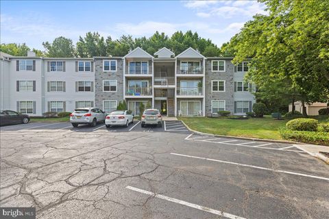 Condo For Sale - 10 Aspen Court #3RD FLOOR<br/> TRENTON, NJ 08619