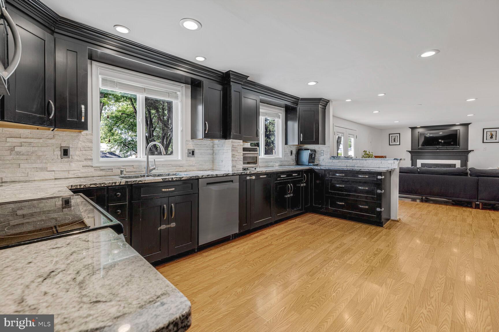 FOUNTAINDALE - Residential