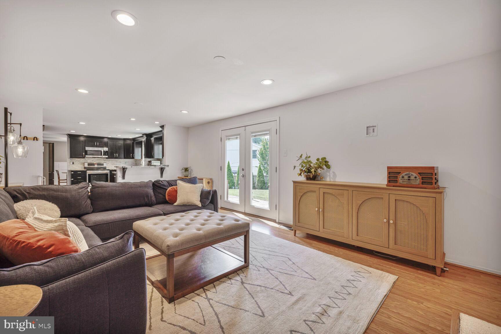 FOUNTAINDALE - Residential