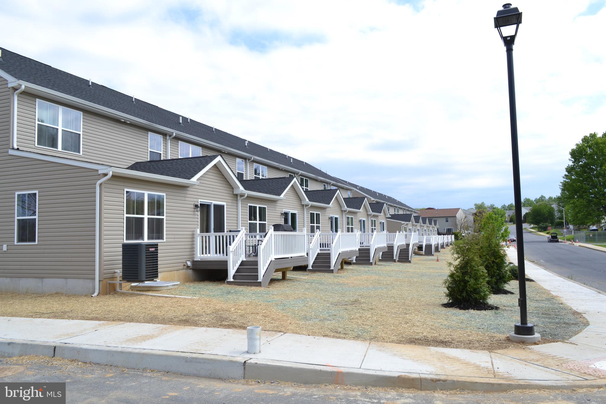 HAWKSTONE VILLAGE - Residential