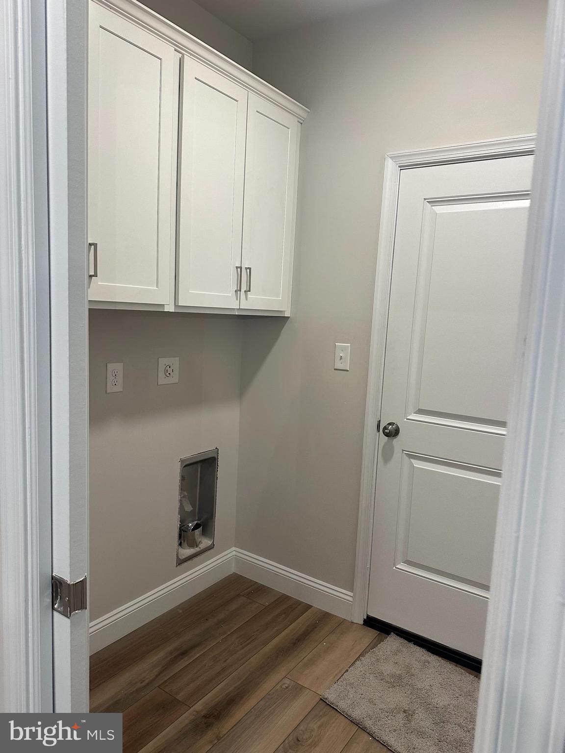 HAWKSTONE VILLAGE - Residential