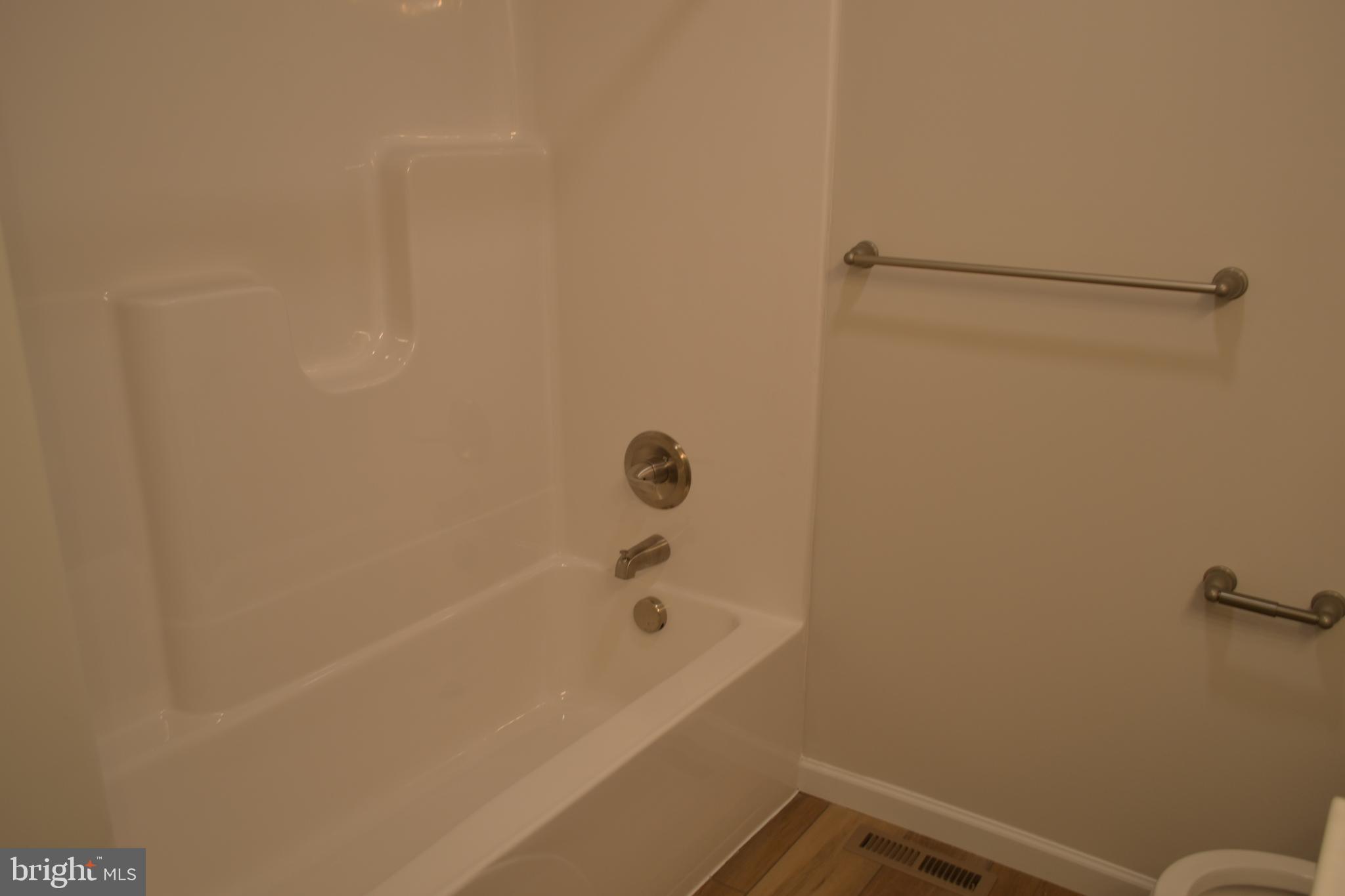 HAWKSTONE VILLAGE - Residential