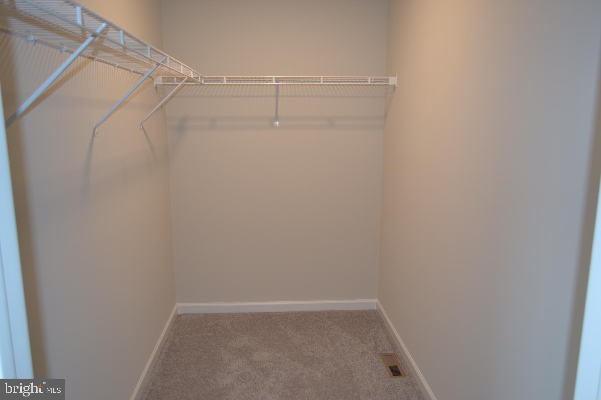 HAWKSTONE VILLAGE - Residential