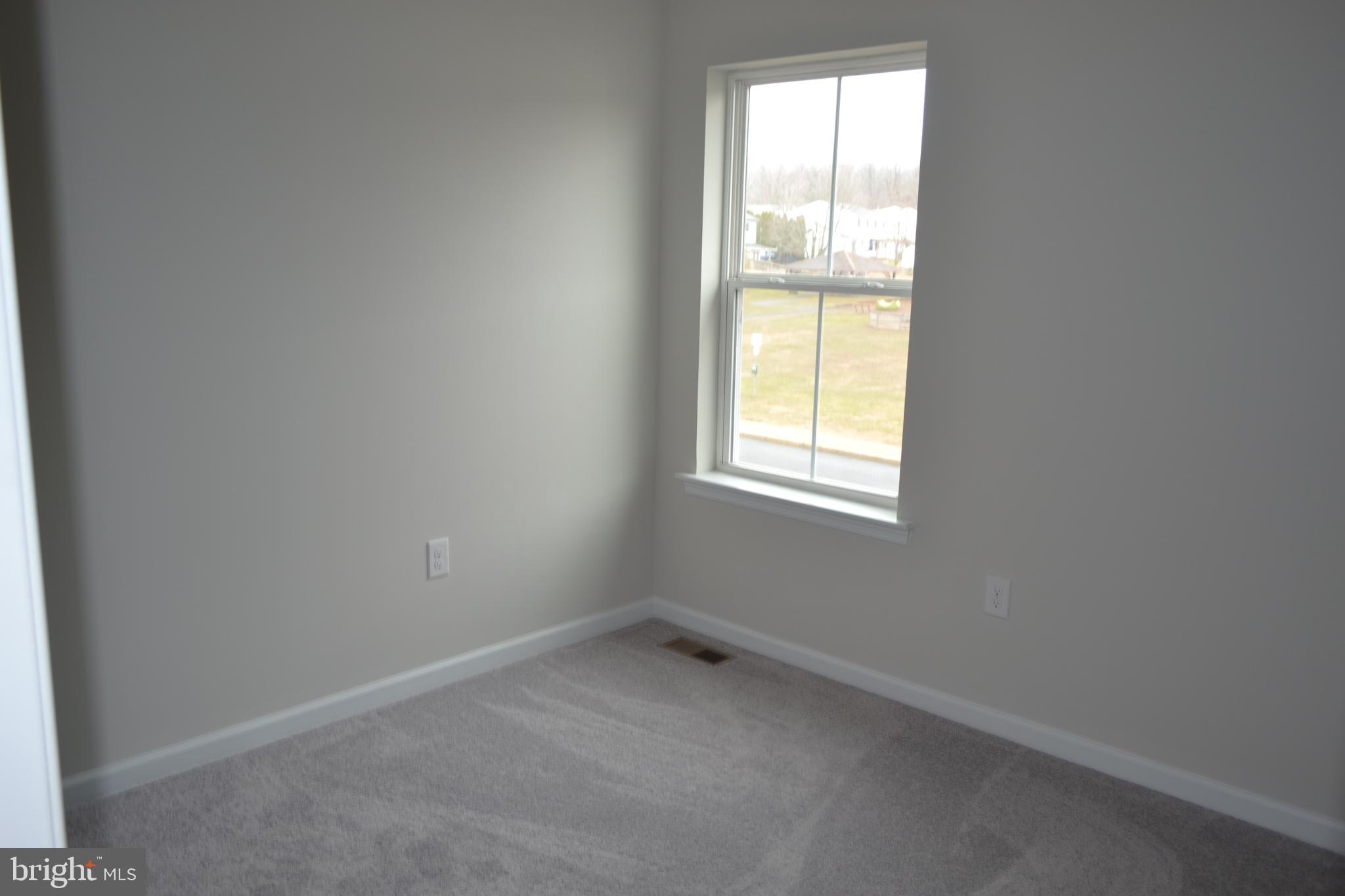 HAWKSTONE VILLAGE - Residential