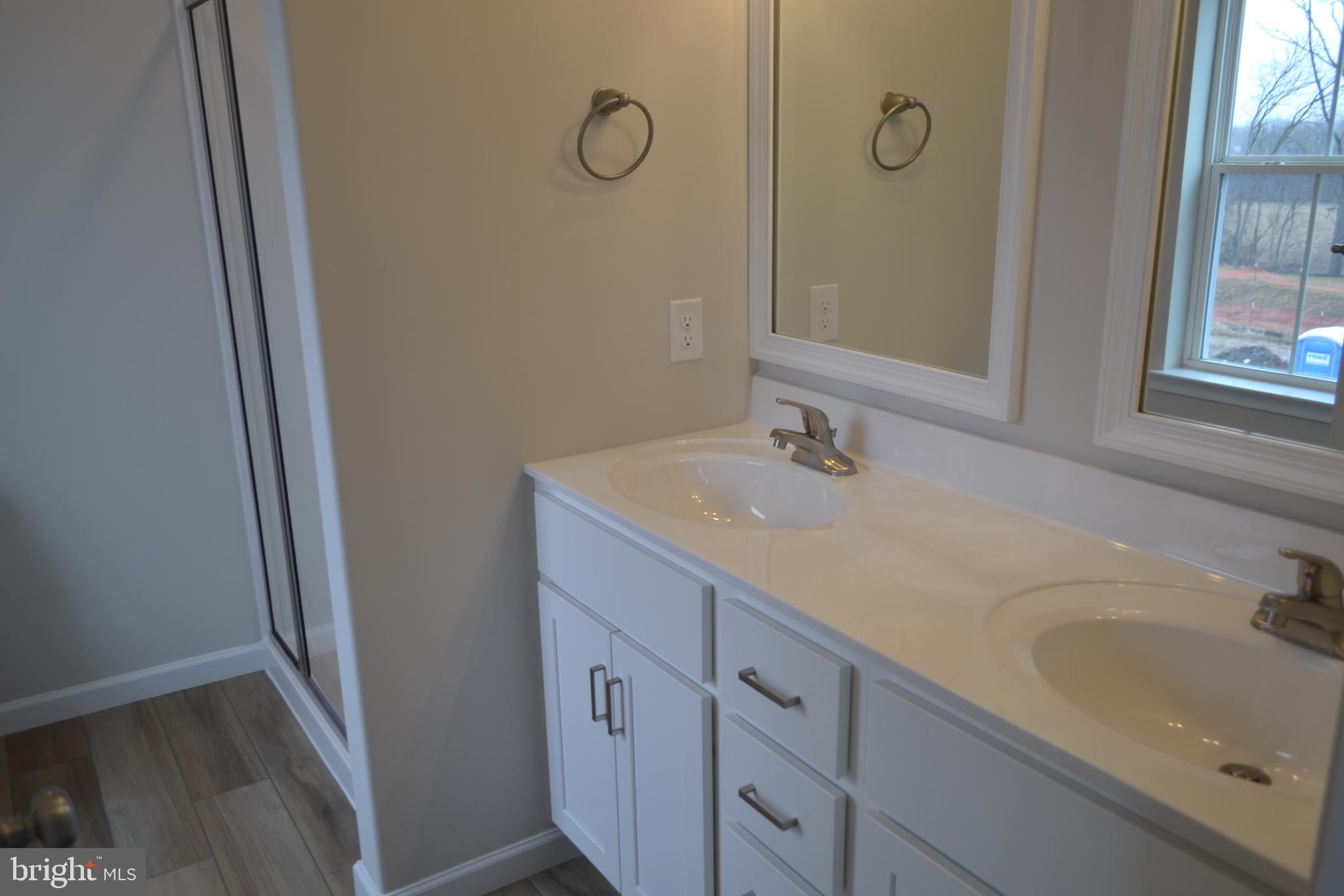 HAWKSTONE VILLAGE - Residential