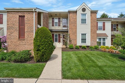 313 WESTRIDGE CIRCLE T-147 PHOENIXVILLE PA 19460
