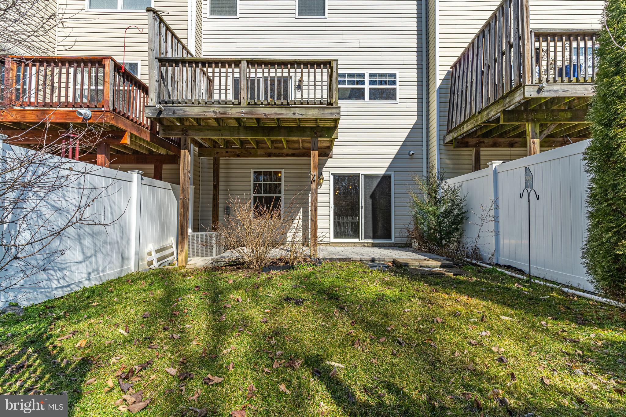 OAK TREE LANDING - Residential