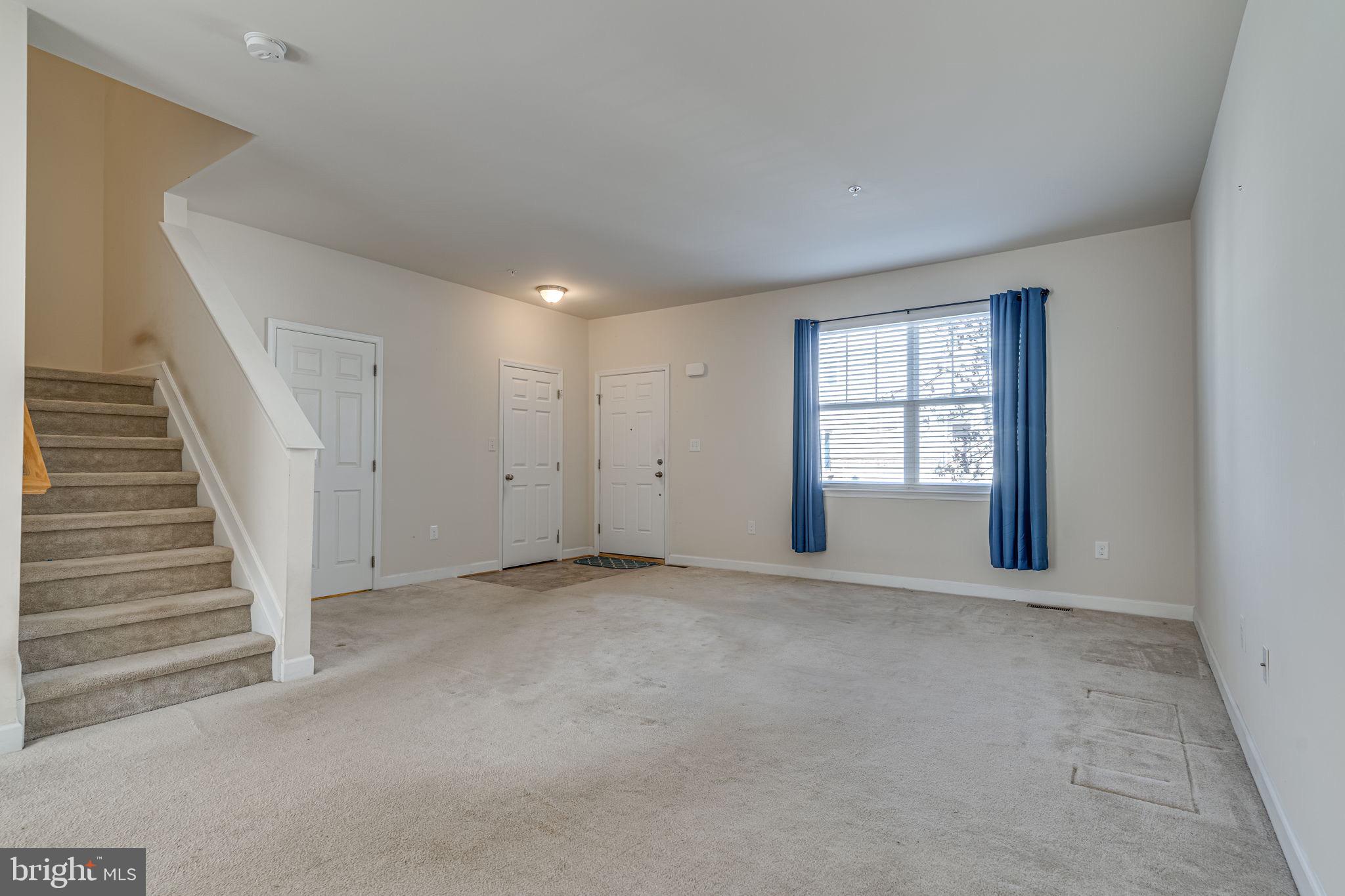 OAK TREE LANDING - Residential