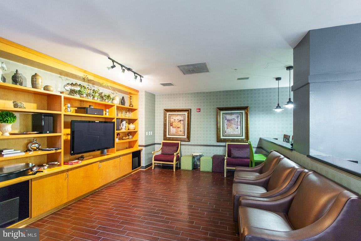 STATION SQUARE - Residential