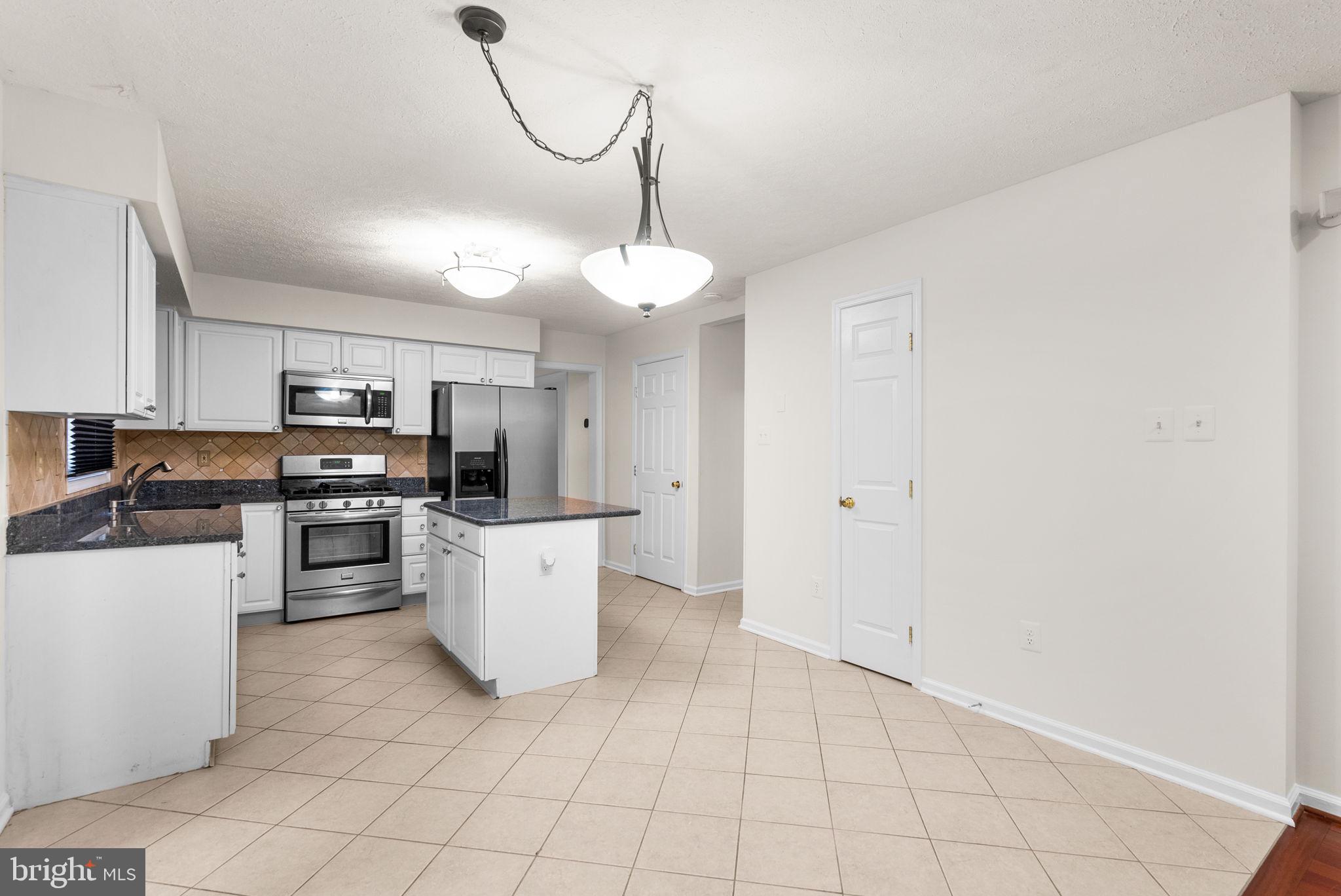 SHEPHERDS GLEN - Residential